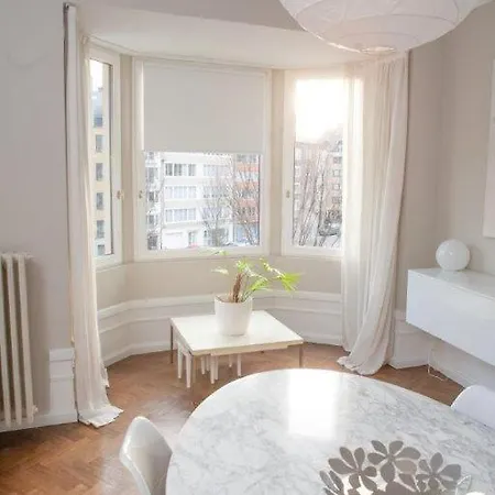 Windsor Apartment *